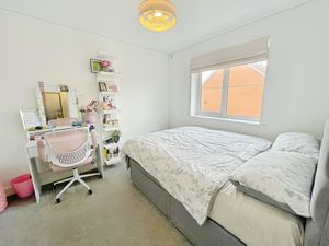 Jefferson Way- click for photo gallery